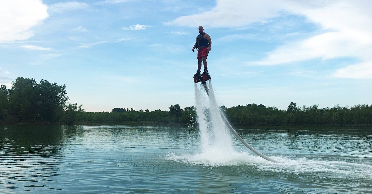 Flyboard, a vízi extrém sport