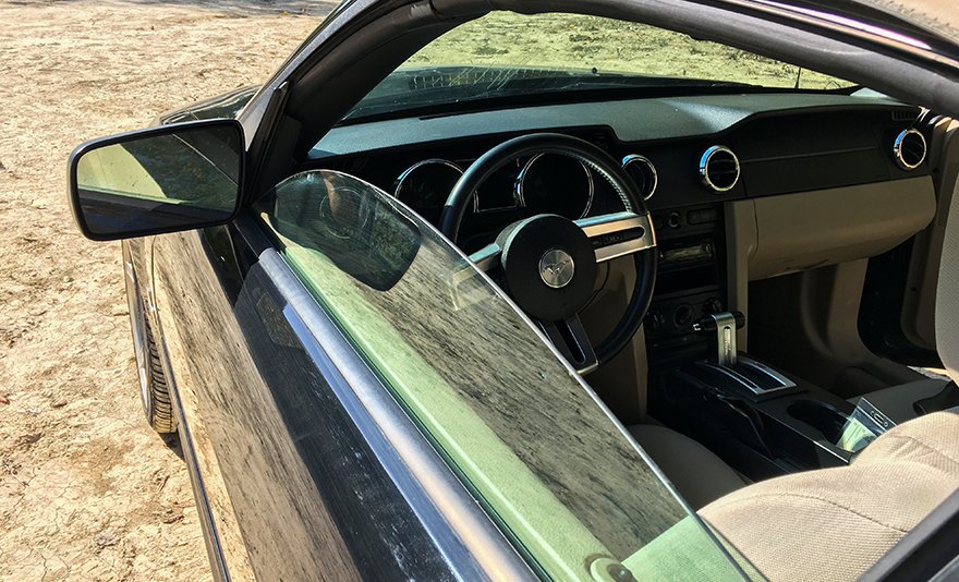 Csapj a lovak közé: Mustang Gt V6 Cabrio élményvezetés a DRX Ringen belső kamerás felvétellel és ajándékkártyával